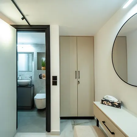 Sun Petradi Loft