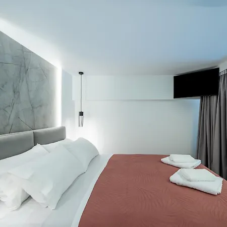 Sun Petradi Loft דירה