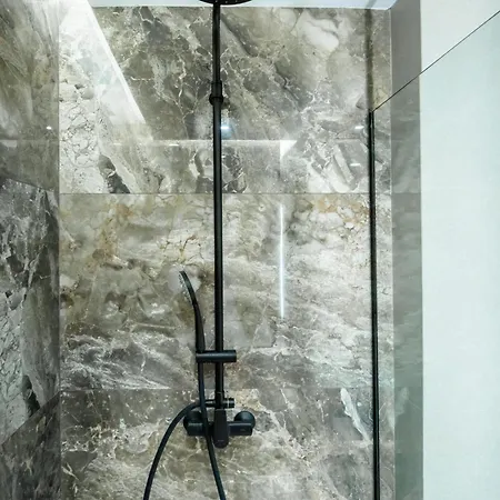 Sun Petradi Loft דירה עיר רודוס